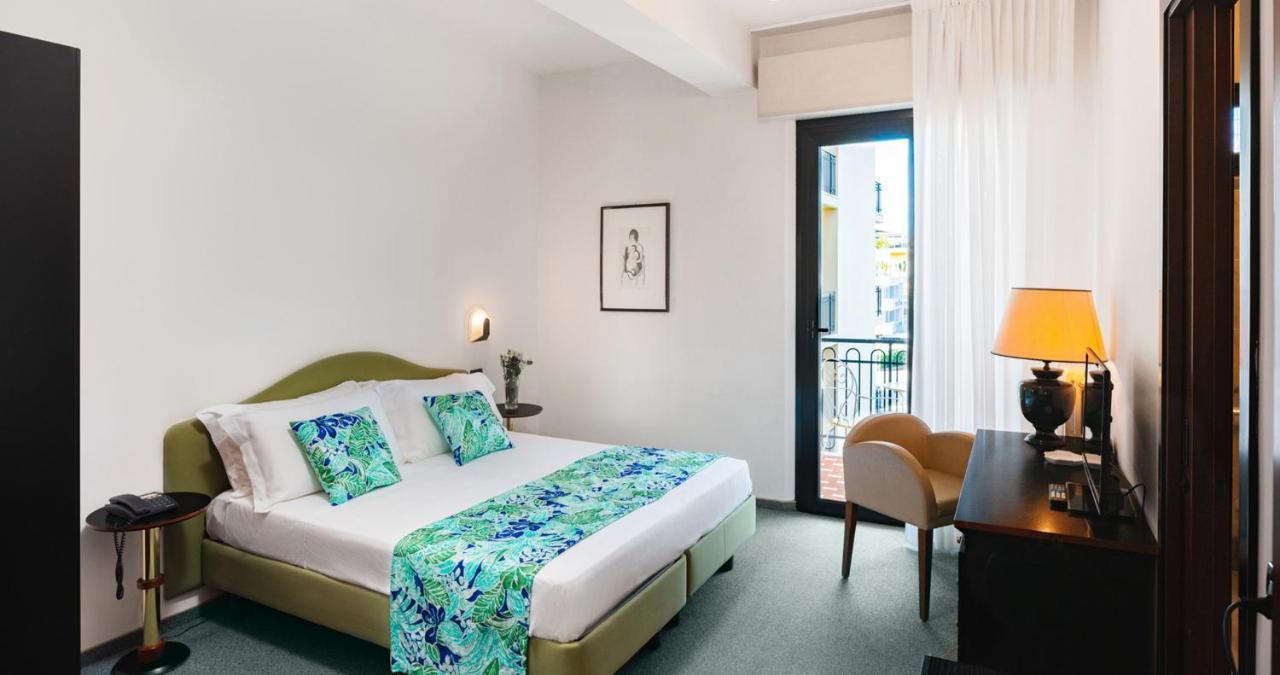 Hotel Stella Riccione Buitenkant foto