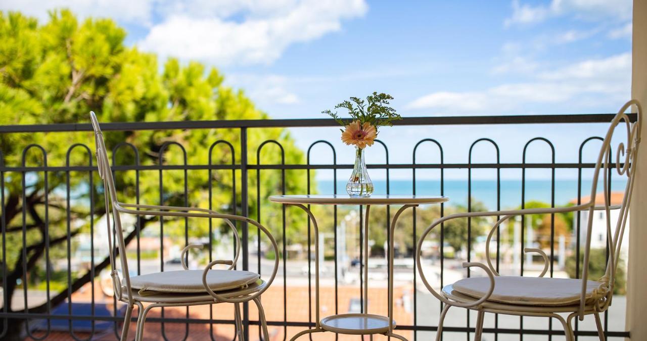 Hotel Stella Riccione Buitenkant foto