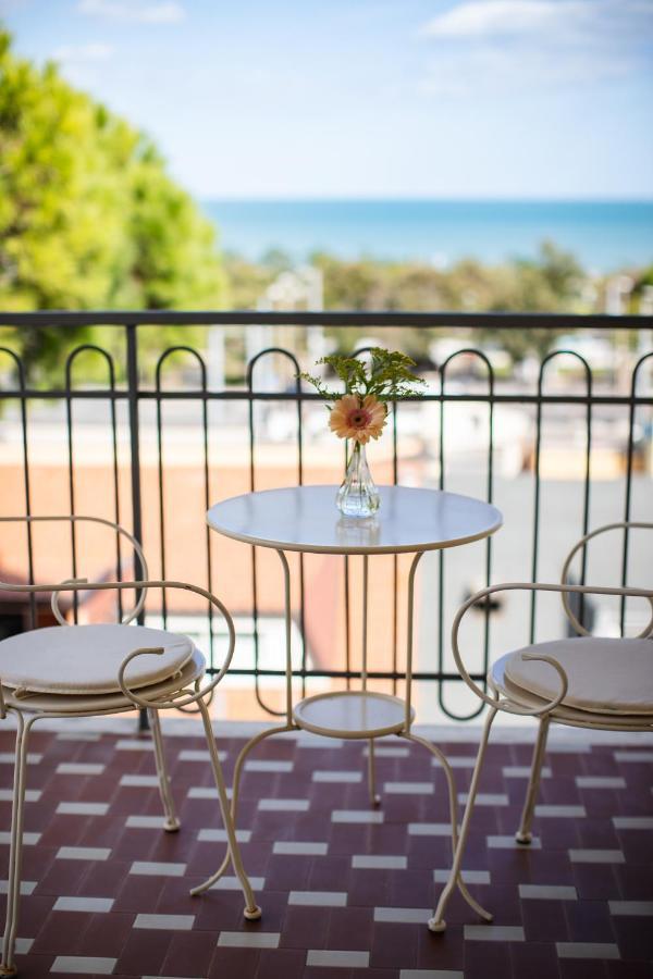 Hotel Stella Riccione Buitenkant foto
