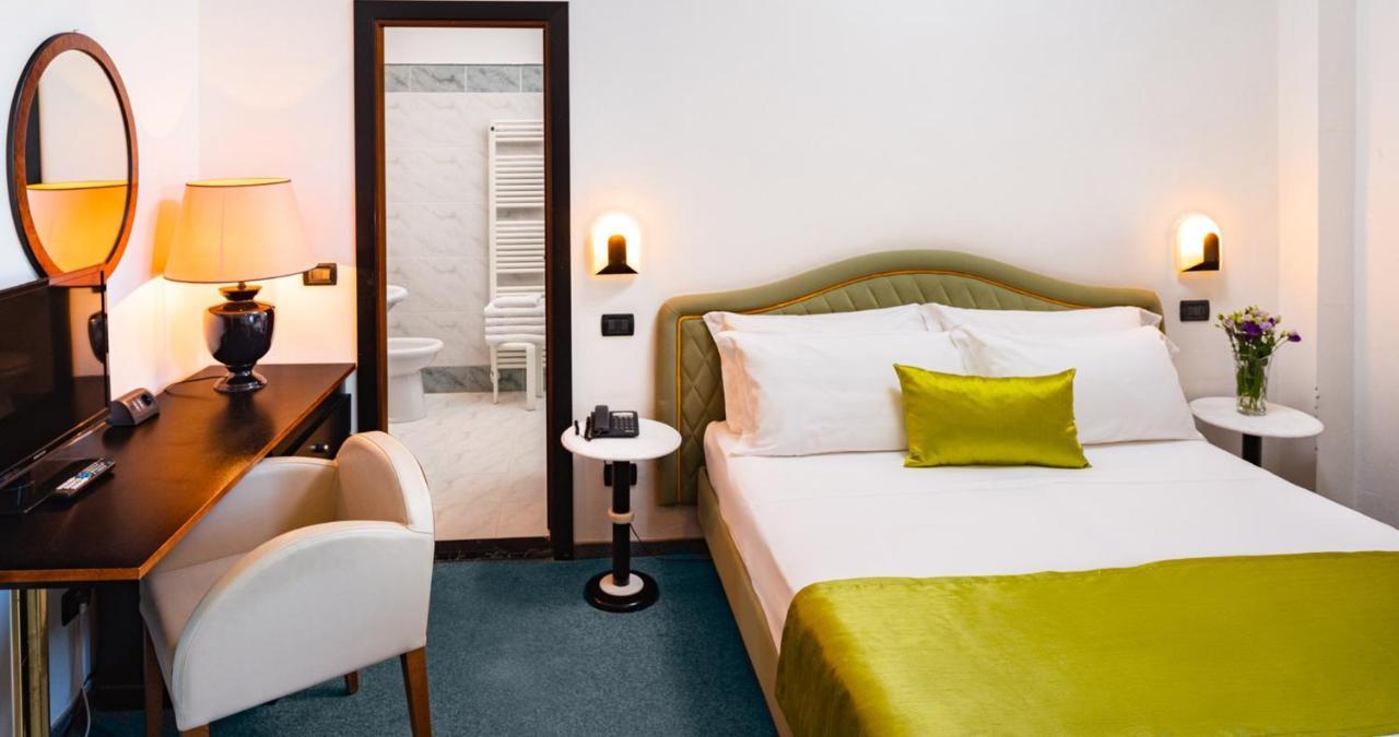 Hotel Stella Riccione Buitenkant foto