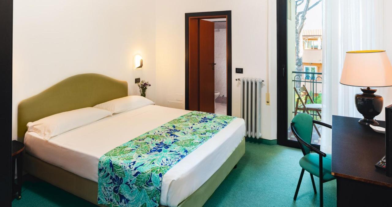 Hotel Stella Riccione Buitenkant foto
