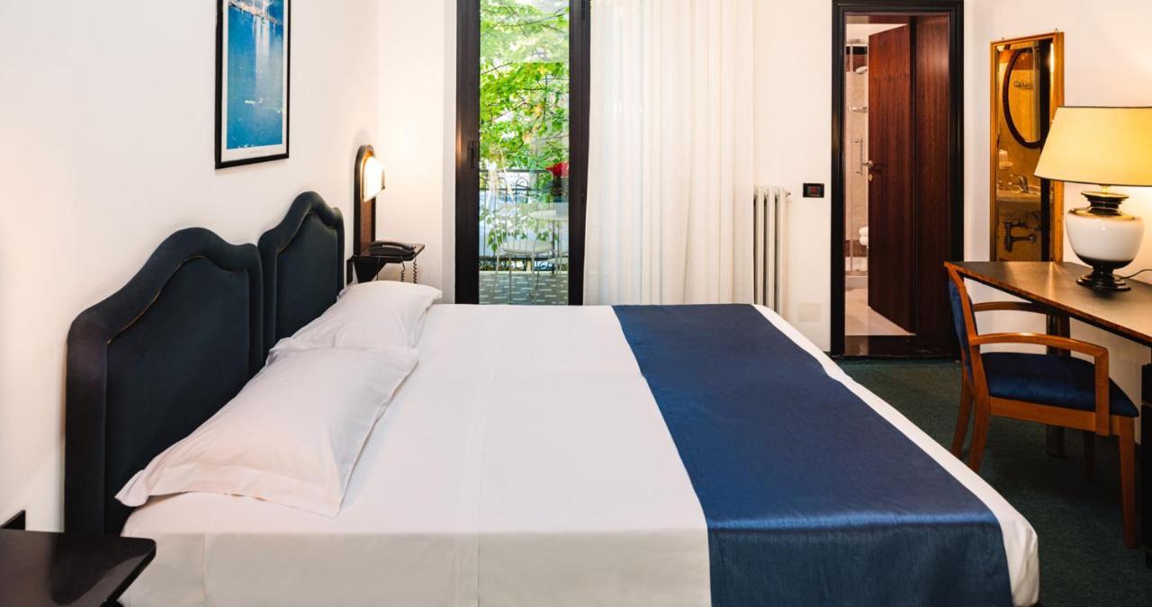 Hotel Stella Riccione Buitenkant foto