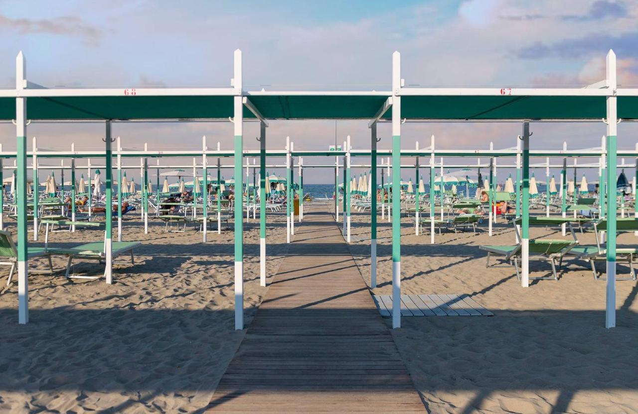 Hotel Stella Riccione Buitenkant foto