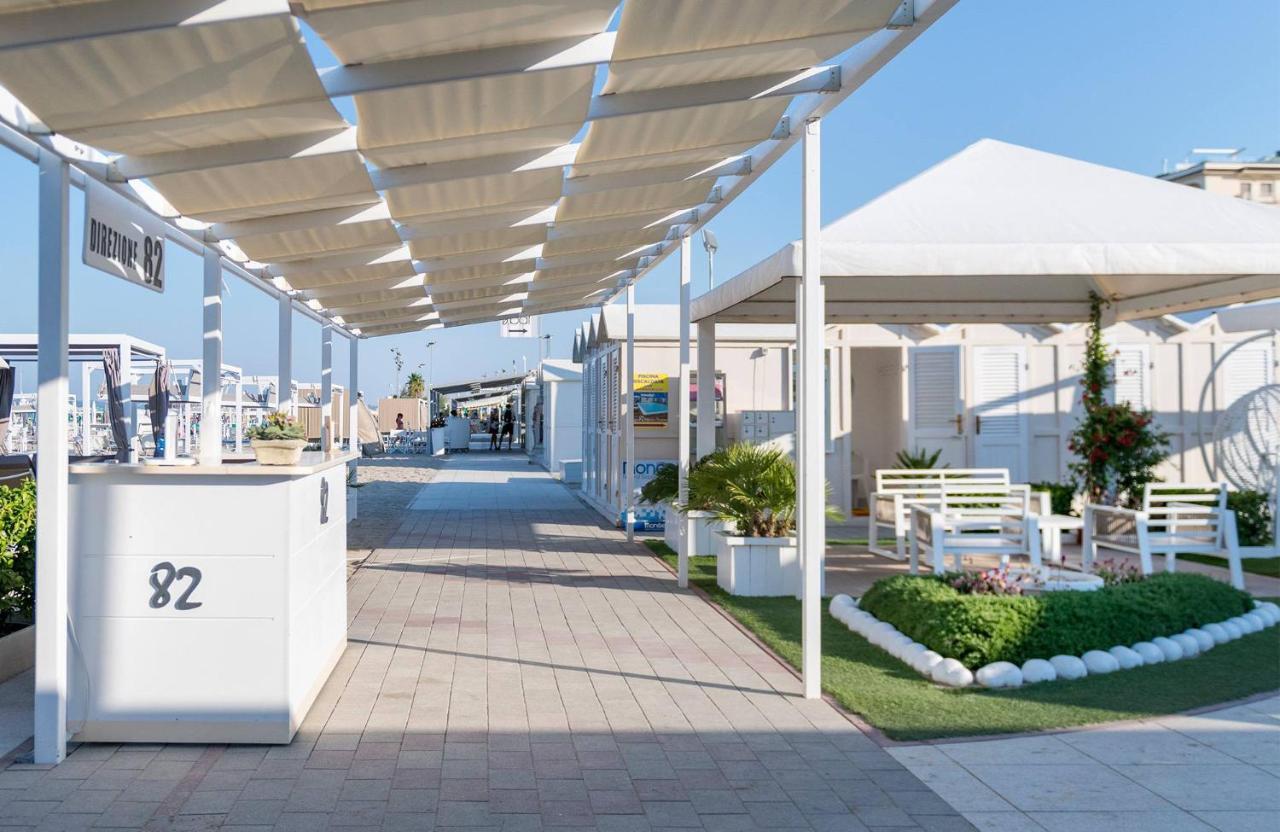 Hotel Stella Riccione Buitenkant foto