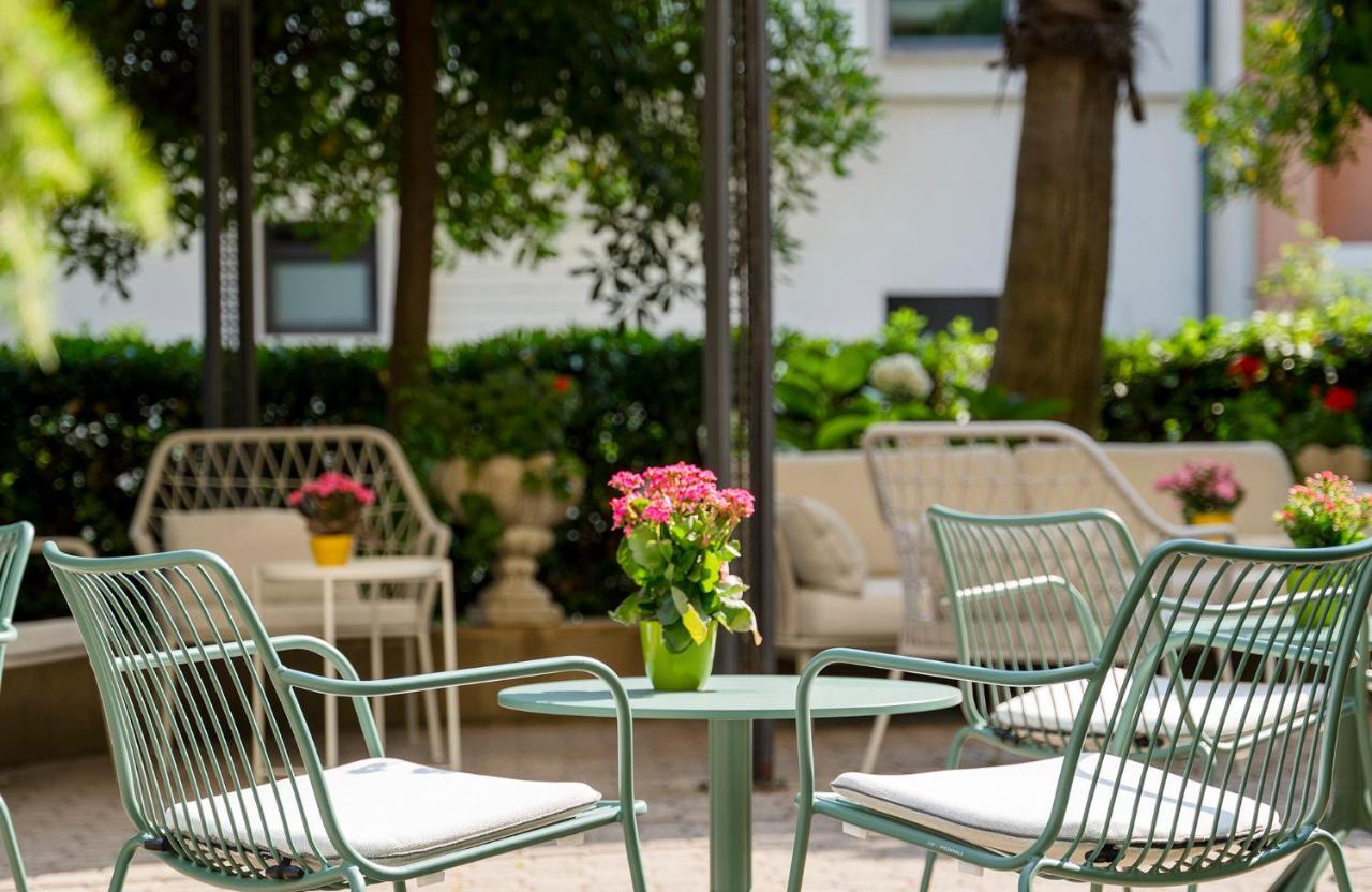 Hotel Stella Riccione Buitenkant foto